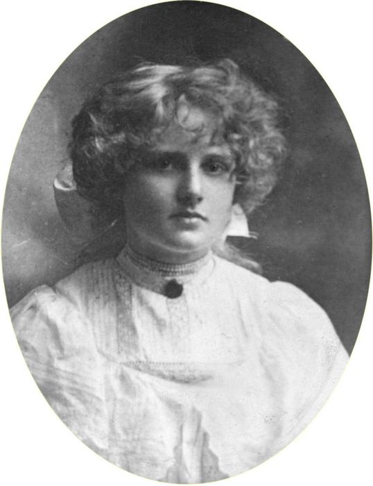 1905 Edith Mary Lakeman