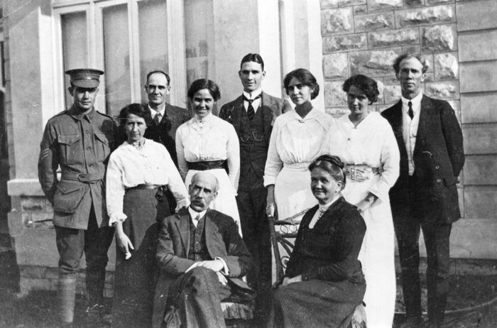 1915 Alsop St Semaphore - Walker Family
