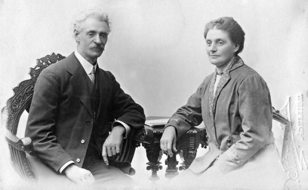 1917 Albert, Laura Sargent