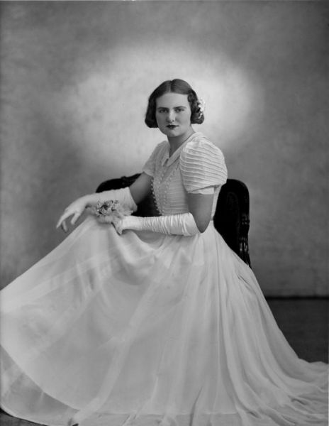 1942 05 Eunice Marrgaret Stevenson