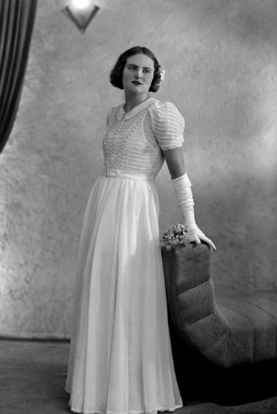 1942 06 Eunice Margaret Stevenson