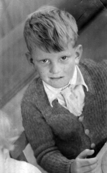 1953 01 Mitcham Infant School - Graham Shepherd