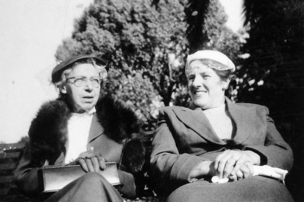 1955 Ida Sandeman on right